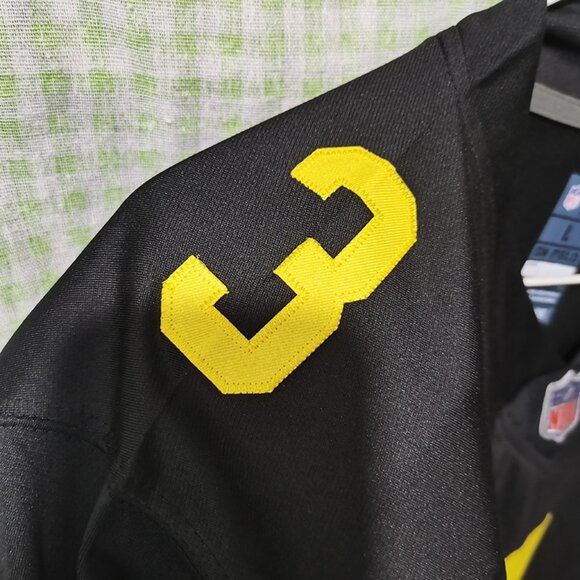 Russell Wilson Pittsburgh Steelers No 3 Jersey - Picture 12 of 12